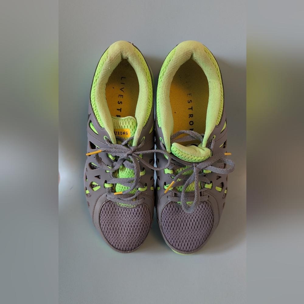 Sneakers Nike Gray and Yellow Athletic Shoes Dual Fusion